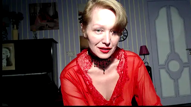 Snapshot of Marquise555 chatting on September 2025 06:47:01 PM Marquise555 online show from September 2025 06:47:01 PM