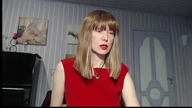 Marquise555 online show from February 2026 04:18:02 PM