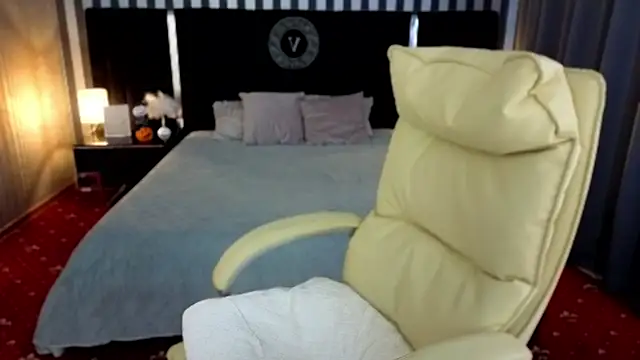 Lexi Si online show from November 2025 07:12:01 AM