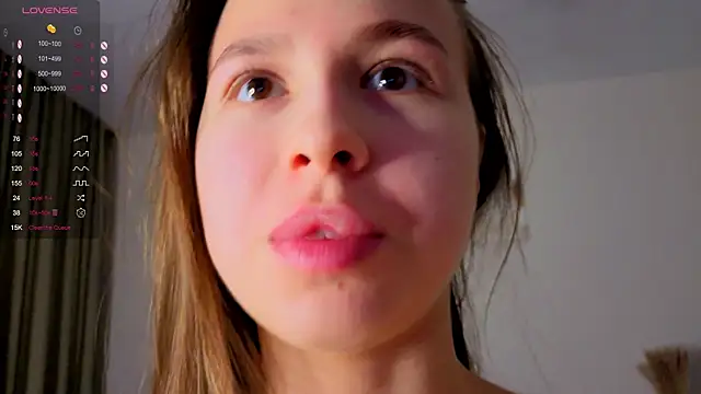 Snapshot of Dream_emma chatting on October 2025 04:08:01 PM Dream emma online show from October 2025 04:08:01 PM
