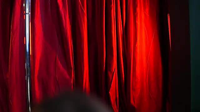 Evelyn Evyyy online show from November 2025 07:52:02 PM