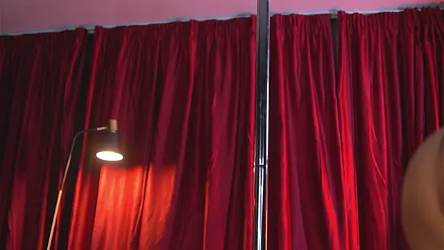 Evelyn Evyyy online show from November 2025 07:17:02 PM