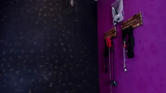 Alexa Slave online show from October 2025 07:11:02 PM