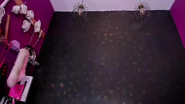 Alexa Slave online show from October 2025 06:51:01 PM