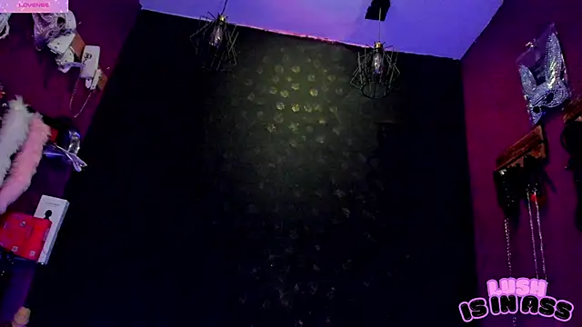 Alexa Slave online show from April 2026 07:14:01 PM