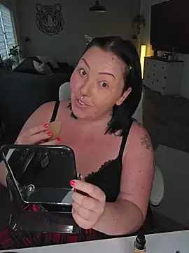 -BonnieBlack- online show from January 2026 07:25:01 AM