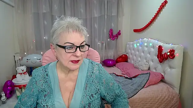 KayleSmoll online show from February 2025 10:47:01 PM
