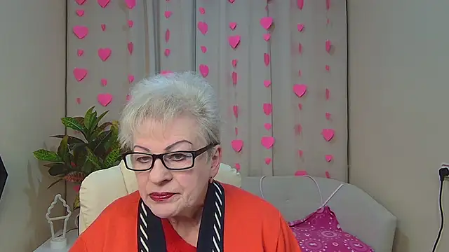 KayleSmoll online show from February 2026 07:54:02 PM