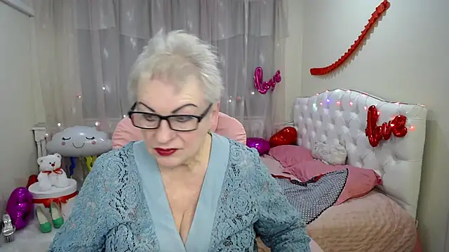 KayleSmoll online show from February 2025 01:52:02 AM