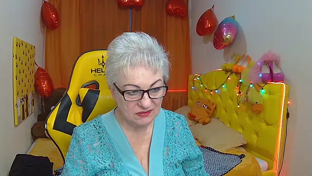 KayleSmoll online show from March 2025 04:38:02 AM