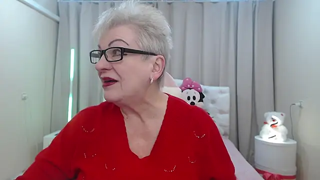 KayleSmoll online show from January 2026 07:29:01 PM