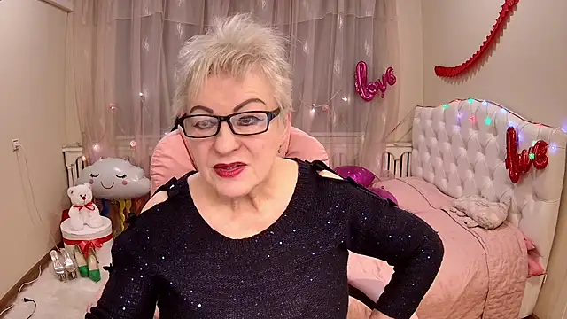 KayleSmoll online show from March 2025 07:44:01 PM