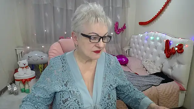 KayleSmoll online show from March 2025 10:38:01 PM