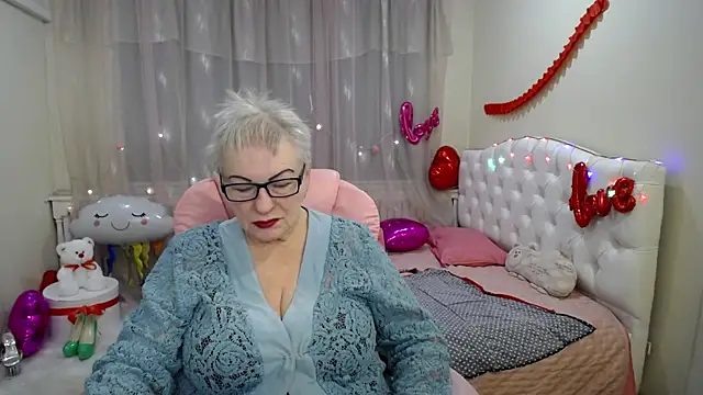 KayleSmoll online show from February 2025 02:06:02 AM