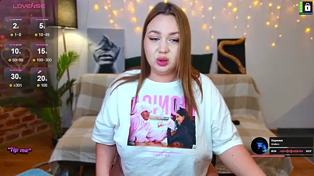 Snapshot of -LinaLove- chatting on February 2025 11:25:02 PM -LinaLove- online show from February 2025 11:25:02 PM