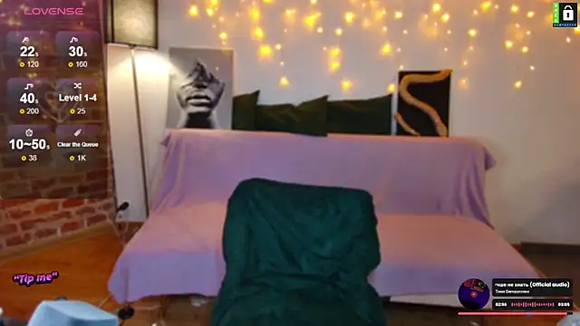 Snapshot of -LinaLove- chatting on February 2025 07:14:02 PM -LinaLove- online show from February 2025 07:14:02 PM