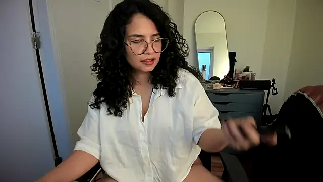 Snapshot of cinnamon_rosa chatting on February 2025 11:19:02 PM cinnamon rosa online show from February 2025 11:19:02 PM