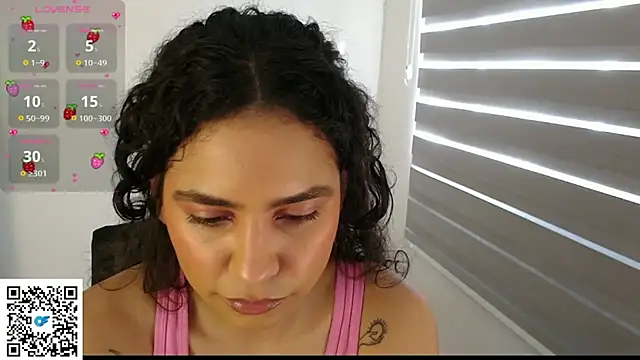 cinnamon rosa online show from February 2026 09:14:02 PM