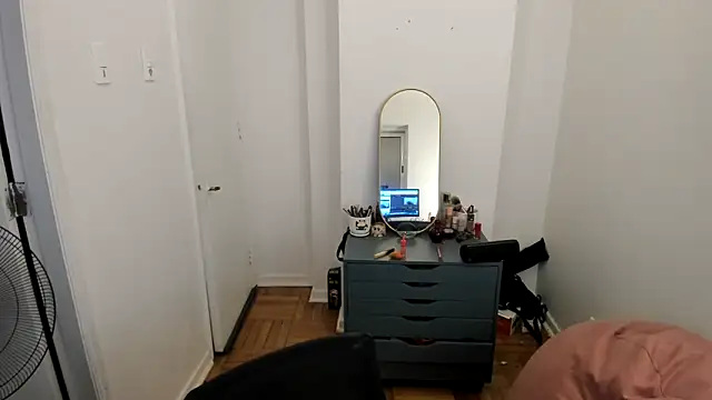 Snapshot of cinnamon_rosa chatting on February 2025 12:37:02 AM cinnamon rosa online show from February 2025 12:37:02 AM