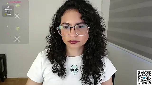 Snapshot of cinnamon_rosa chatting on October 2025 10:29:01 PM cinnamon rosa online show from October 2025 10:29:01 PM