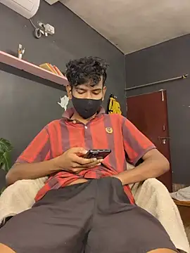 richardjames95 online show from November 2025 06:41:02 PM