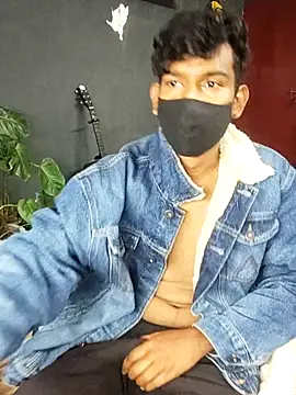 richardjames95 online show from November 2025 06:00:02 PM