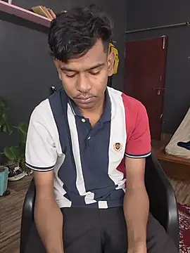 richardjames95 online show from November 2025 06:40:02 PM