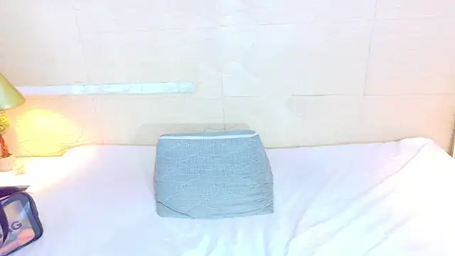 Snapshot of Shamiraa_moore chatting on June 2026 08:07:01 PM Shamiraa moore online show from June 2026 08:07:01 PM