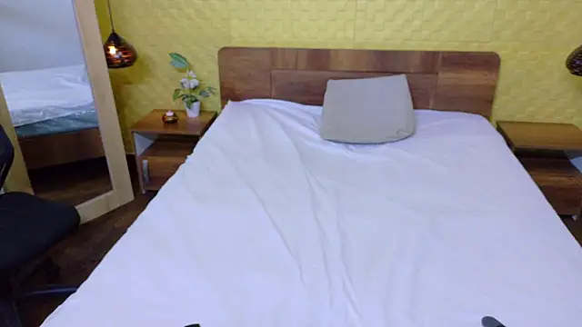 Shamiraa moore online show from March 2026 03:31:02 PM