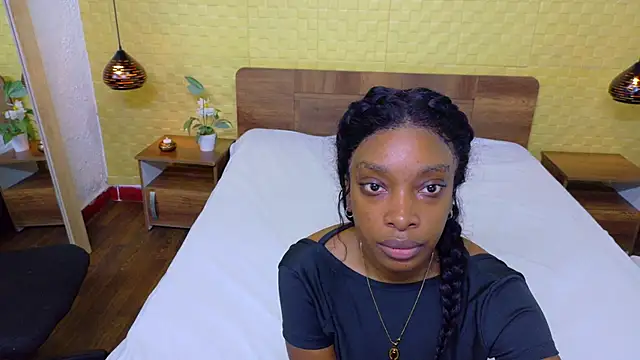 Shamiraa moore online show from February 2026 01:13:02 PM