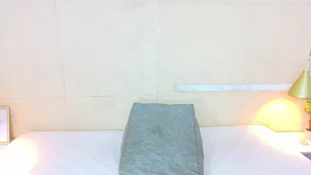 Shamiraa moore online show from April 2026 06:00:02 PM