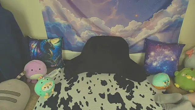 MilkyBunny online show from February 2026 05:57:02 PM