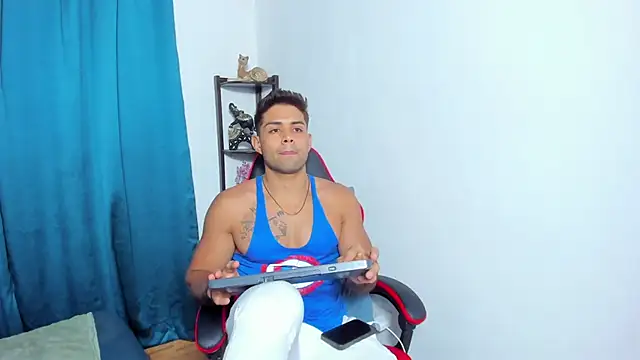 Luciano and Marlon online show from June 2026 08:20:01 PM