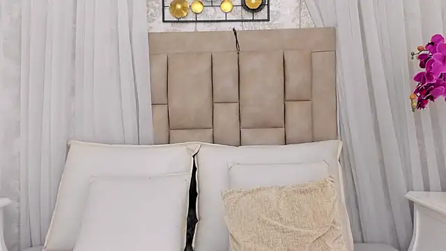 Snapshot of MarianaSanz chatting on February 2026 01:08:01 PM MarianaSanz online show from February 2026 01:08:01 PM