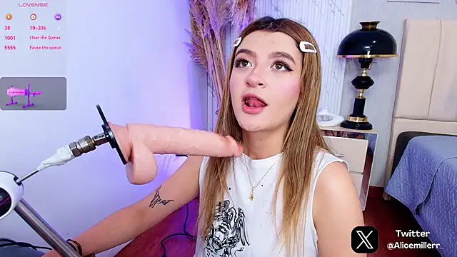alice-millerr online show from September 2025 07:09:02 PM