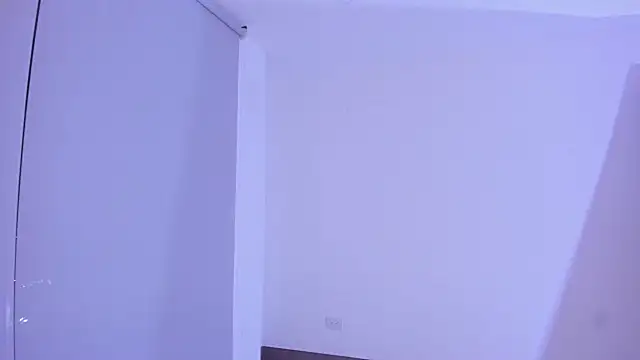 Snapshot of Kaarla___ chatting on September 2025 03:21:01 AM Kaarla online show from September 2025 03:21:01 AM