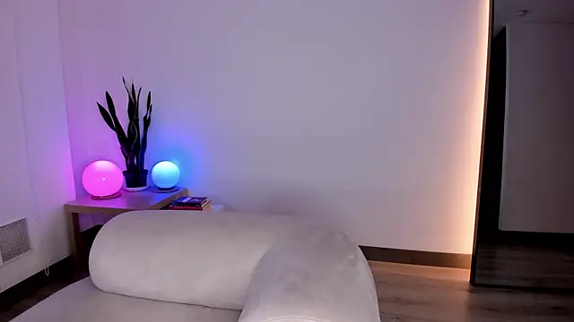 Snapshot of Kaarla___ chatting on January 2026 12:14:02 AM Kaarla online show from January 2026 12:14:02 AM