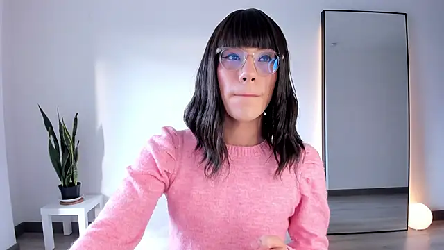 Kaarla    online show from February 2026 10:34:01 PM