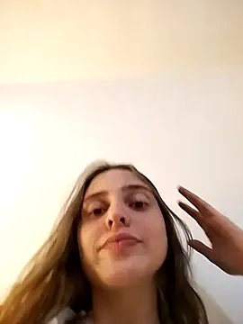 Snapshot of KateDer7 chatting on March 2025 02:07:02 AM KateDer7 online show from March 2025 02:07:02 AM