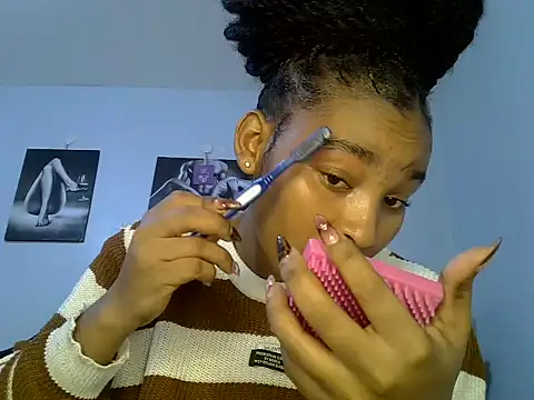 cute-alexis online show from June 2026 11:05:01 AM
