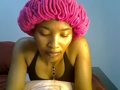 cute-alexis online show from November 2025 01:21:01 PM