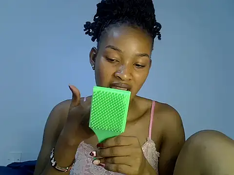 Snapshot of cute-alexis chatting on October 2025 08:26:02 AM cute-alexis online show from October 2025 08:26:02 AM