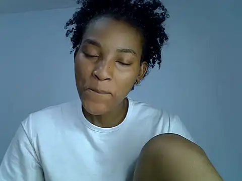 Snapshot of cute-alexis chatting on September 2025 07:22:01 AM cute-alexis online show from September 2025 07:22:01 AM