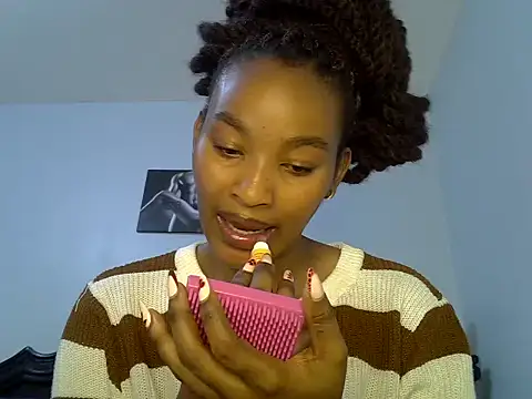 cute-alexis online show from May 2026 09:31:02 AM