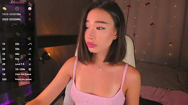 sensualily online show from April 2026 03:42:02 PM