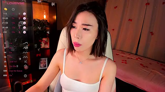 sensualily online show from February 2026 03:34:02 PM