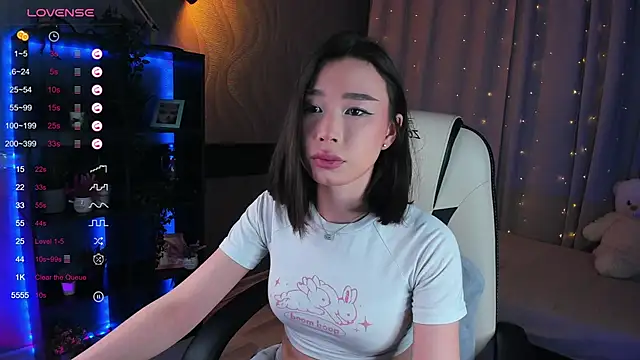 Snapshot of sensualily chatting on March 2025 06:11:01 PM sensualily online show from March 2025 06:11:01 PM