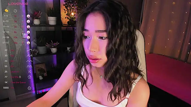 Snapshot of sensualily chatting on September 2025 03:59:01 PM sensualily online show from September 2025 03:59:01 PM