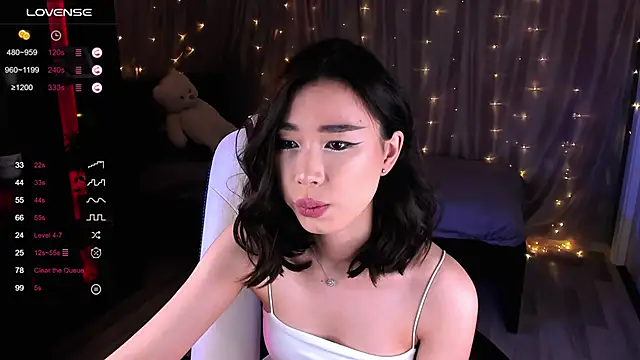 Snapshot of sensualily chatting on January 2025 10:17:01 PM sensualily online show from January 2025 10:17:01 PM