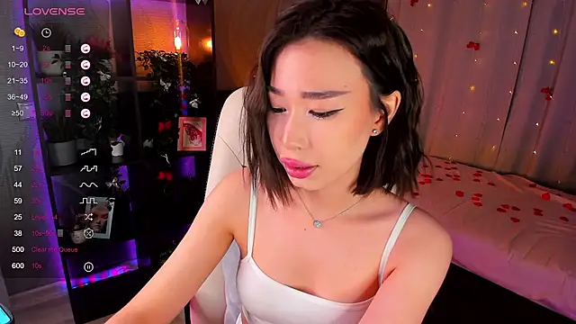 sensualily online show from February 2026 03:47:02 PM